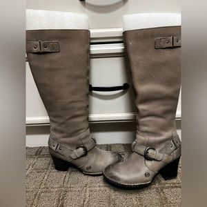 BORN knee high boots. Grey. Leather. Flannel inside for warmth. Very comfortable